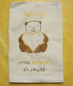 PROTEGE CARNET de SANTE "Teddy Brun au grand coeur